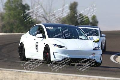 media/Nov-08-2025-Speed Ventures (Sat) [[1c7a6332f5]]/TC A/Session 2 (Turn 2)/